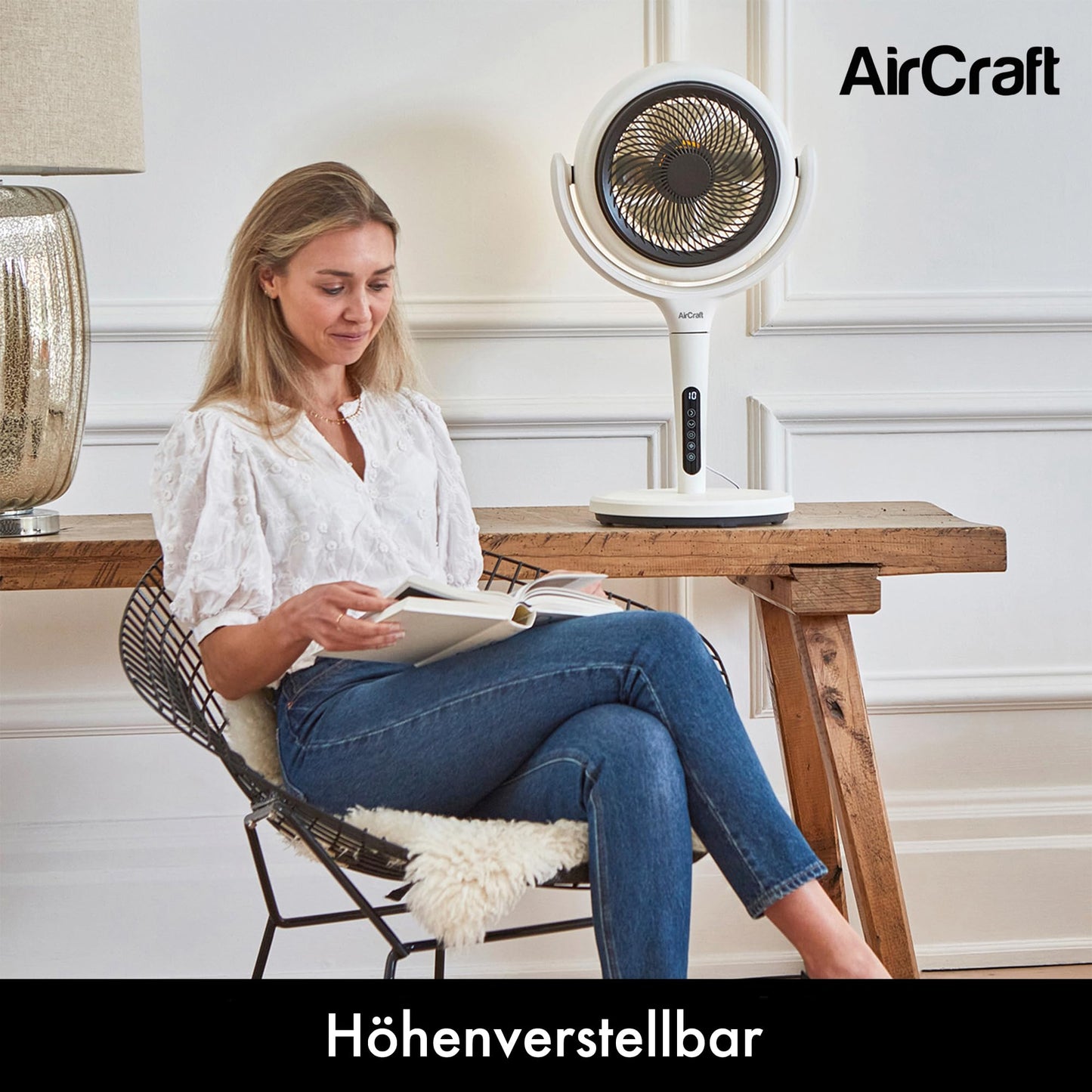 AirCraft Home Ventilator von Lume – Fernbedienung, LED-Hintergrundbeleuchtung, Timer, 3D-Oszillation, wandelbar von Sockel zu Schreibtisch, 3 Modi